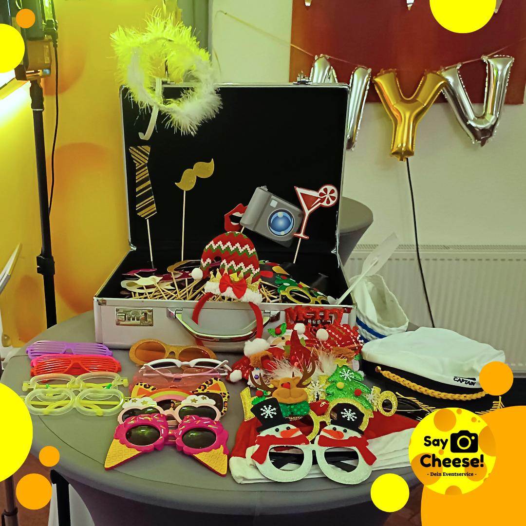 SayCheese Photobooth mieten mit Requisiten